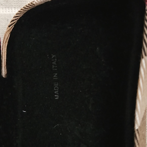 Burberry glasses cases - Picture 3 of 6